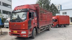 FAW Jiefang J6L 240 hp 4X2 - фото 1