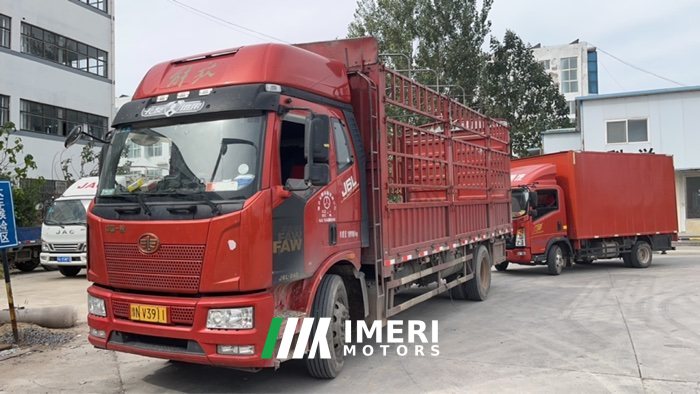 2019 FAW Jiefang J6L 240 hp 4X2