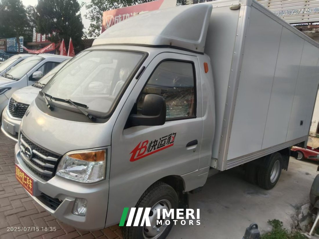 Heibao 122 hp 4X2 3.3 m - грузовик из Китая