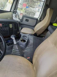 Sinotruk HOWO HOWO-7 380 hp 8X4 - фото 6