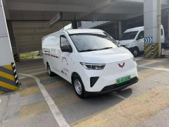 Wuling 2.3T 6 4.985 m BEV van truck 41.9kWh electric truck - фото 2