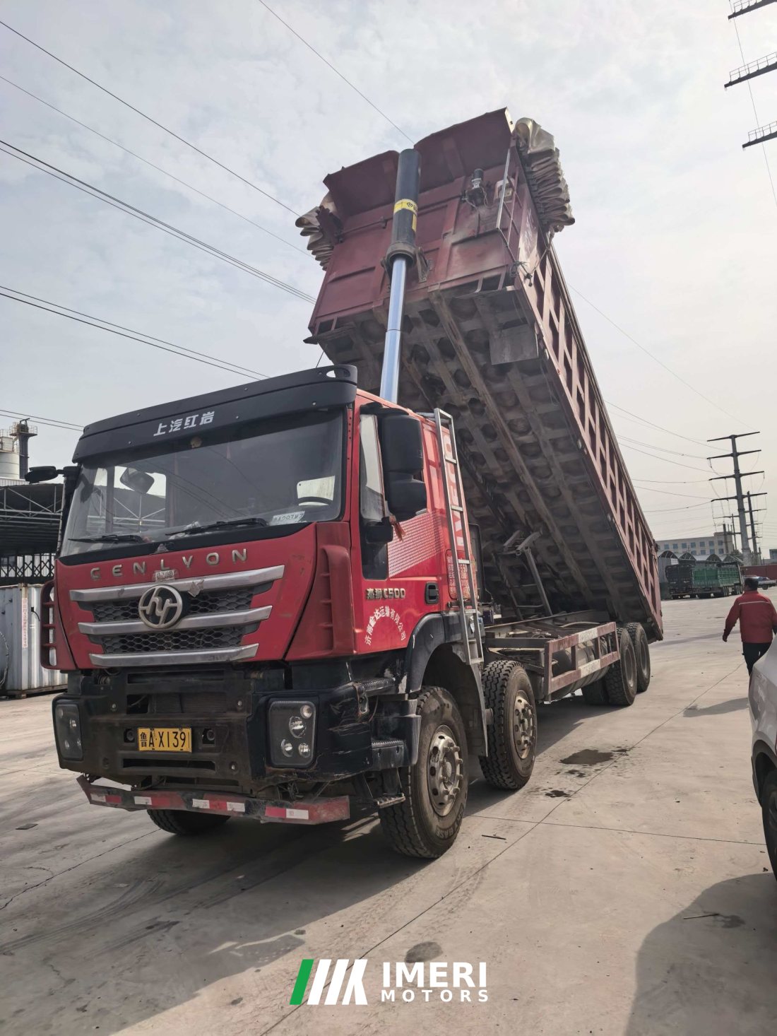 SAIC Hongyan Genlyon 450 hp 8X4 8.8 m - грузовик из Китая