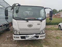 FAW Jiefang J6F 130 hp 4X2 4.2 m - фото 1