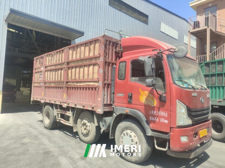 MAN H5 220 hp 6X2 5.4 m - грузовик из Китая