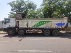 SAIC Hongyan Genlyon 430 hp 8X4 7.8 m - фото 1