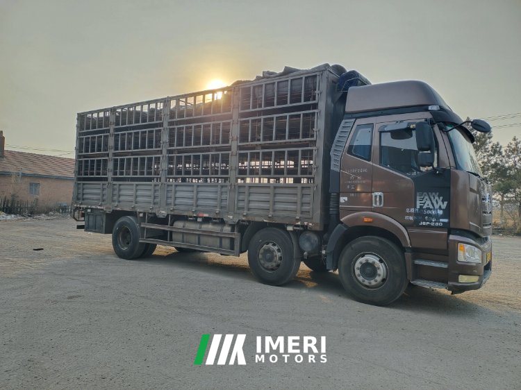 FAW Jiefang J6P 280 hp 6X2 7.7 m - грузовик из Китая