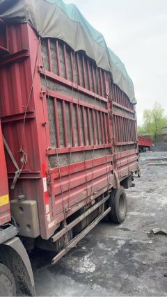 SINOTRUK HOWO Light Duty Truck Hanjiang 150 hp 4X2 4.15 m - фото 2