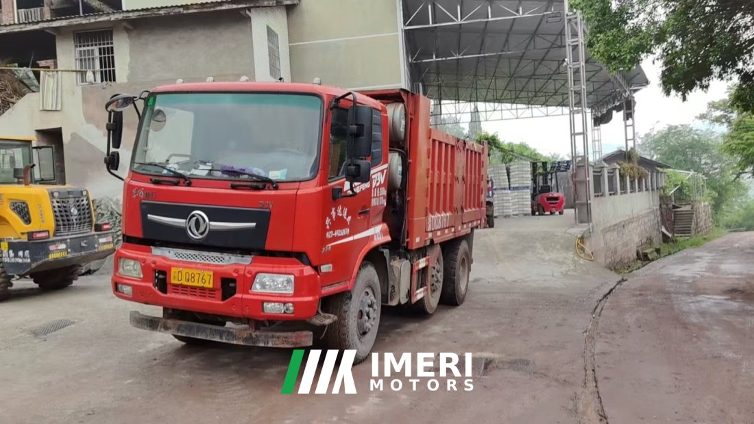 Dongfeng D3 220 hp 6X2 4.8 m - грузовик из Китая