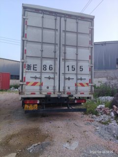 Foton Auman 260 hp 4X2 9.8 m - фото 4