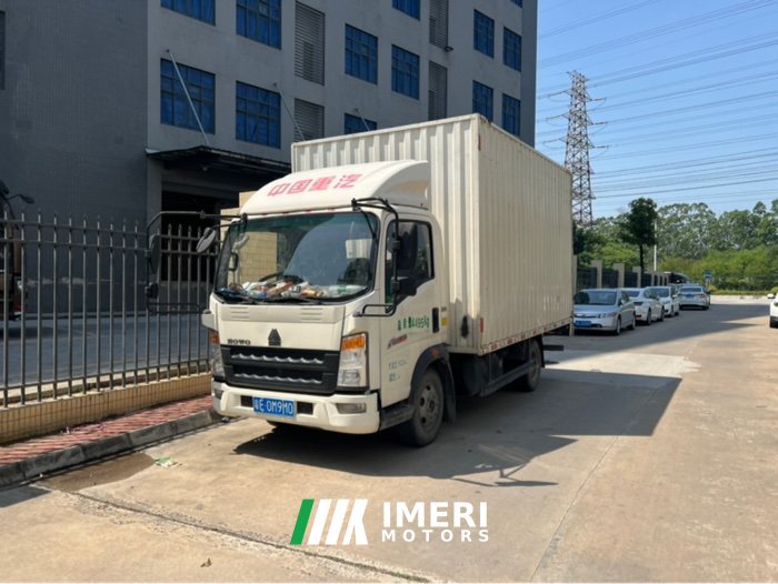 2022 SINOTRUK HOWO Light Duty Truck Dream Chaser 130 hp 4X2 4.15 m