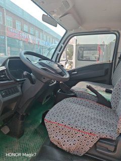 SAIC Yuejin S 95 hp 4X2 3.05 m - фото 4