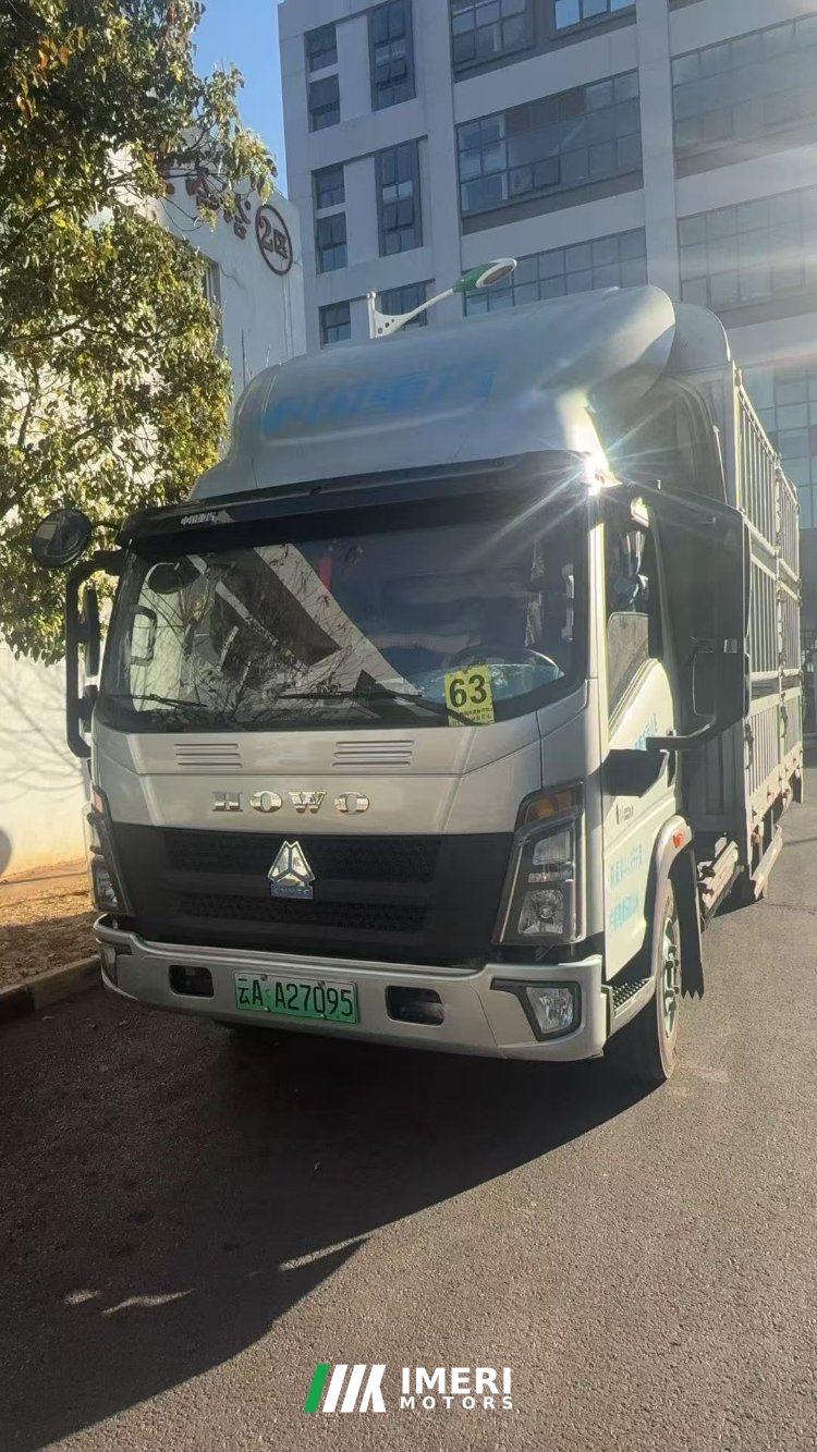 SINOTRUK HOWO Light Duty Truck Hanjiang 4.25 m - грузовик из Китая