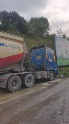 Hyundai XCIENT 440 hp 6X4 - фото 3