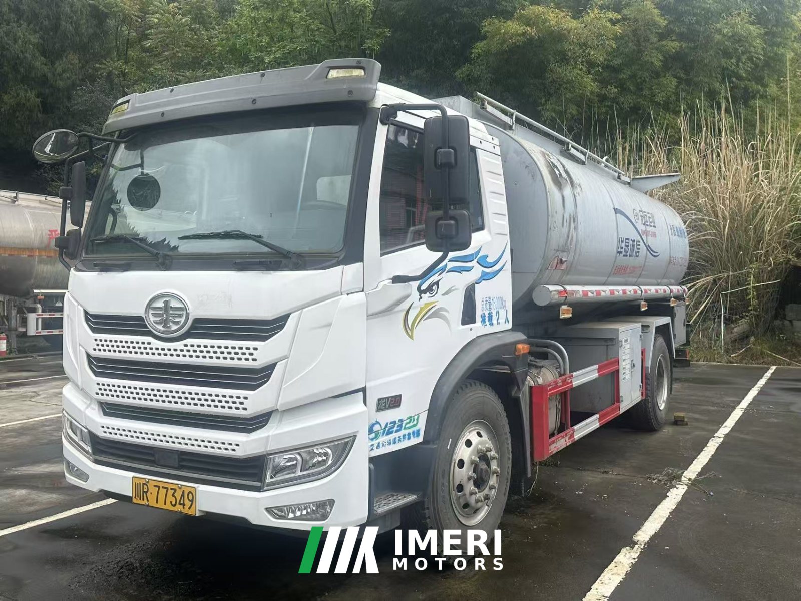 2023 FAW Jiefang V 220 hp 4X2 6 m