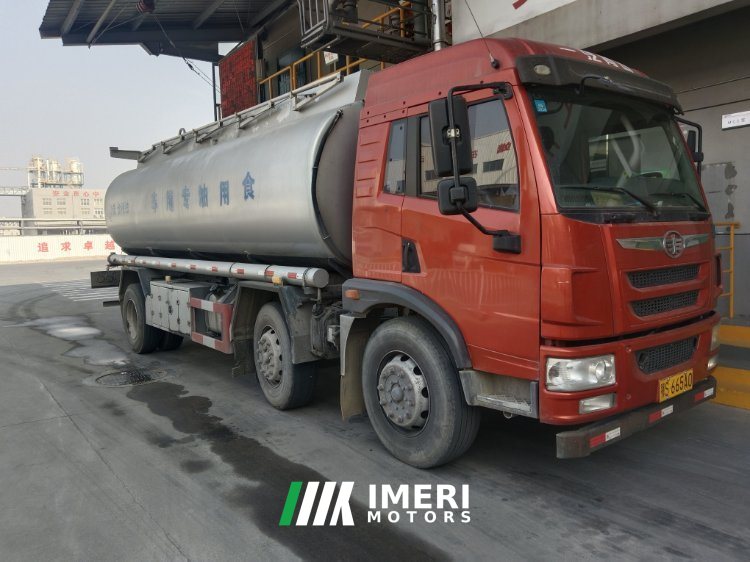 Hubei Runli FAW Jiefang 260 hp 6X2 7.7 m - грузовик из Китая