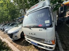 JAC H5 137 hp 4X2 3.7 m - фото 1