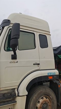 Sinotruk Hohan J7G 380 hp 6X4 - фото 2