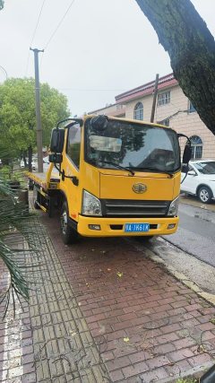 FAW Jiefang light truck 140 hp - фото 2