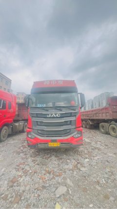 JAC Gallop Gelfa A5 480 hp 6X4 - фото 2