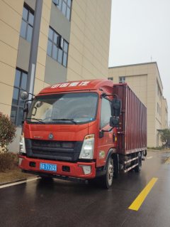 SINOTRUK HOWO Light Duty Truck Hanjiang 156 hp 4X2 - фото 1