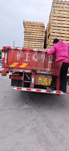 Dongfeng Tianjin KR 180 hp 4X2 6.75 m - фото 3