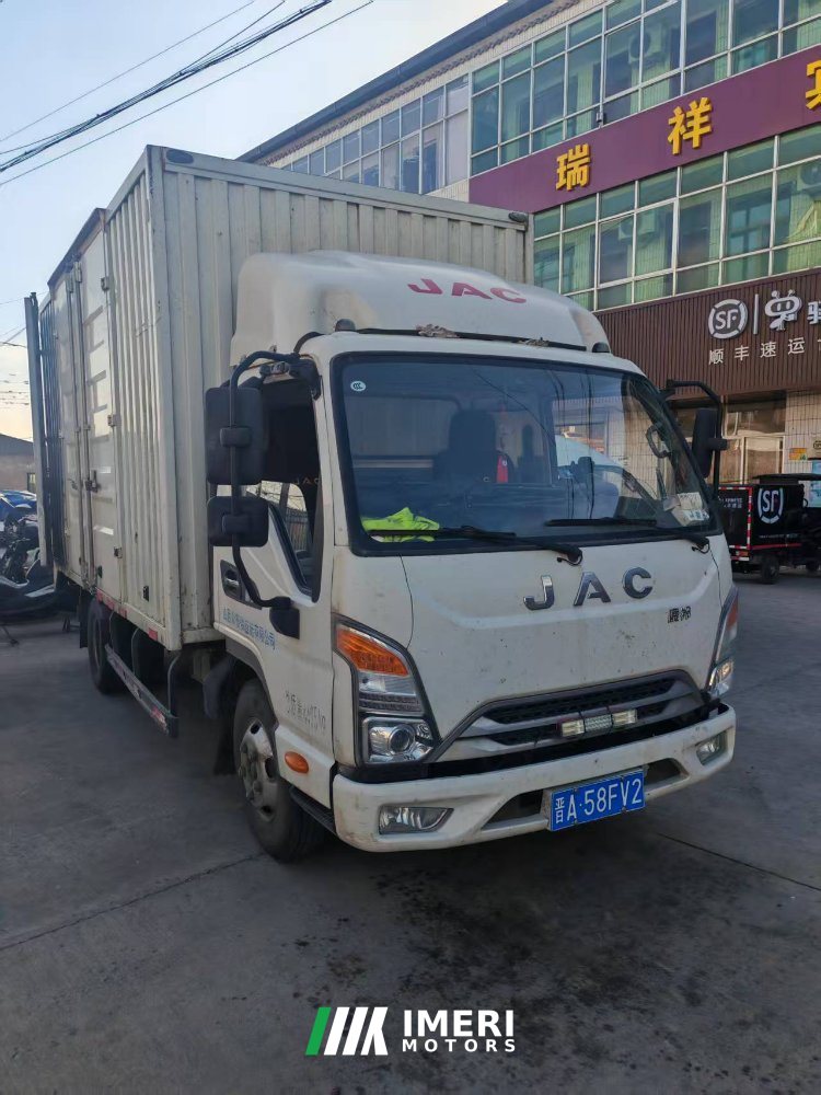 2021 JAC J5 115 hp 4X2 4.15 m