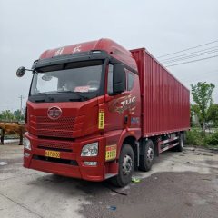 FAW Jiefang JH6 350 hp 6X2 9.5 m - фото 1