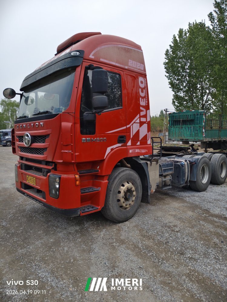 SAIC Hongyan Genlyon 433 hp 6X4 - грузовик из Китая