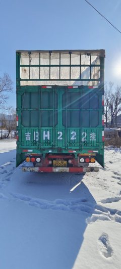 13 m x2.55 m 3 stake body semi-trailer - фото 5