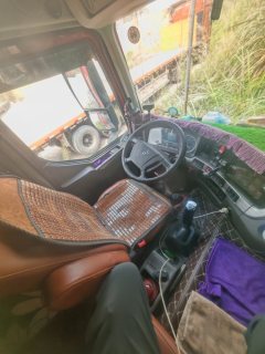 Dongfeng Liuzhou Chenglong H7 520 hp 8X4 8.2 m - фото 6