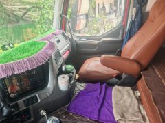 Dongfeng Liuzhou Chenglong H7 520 hp 8X4 8.2 m - фото 7