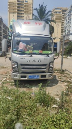 JAC M6 160 hp 4X2 3.85 m - фото 1