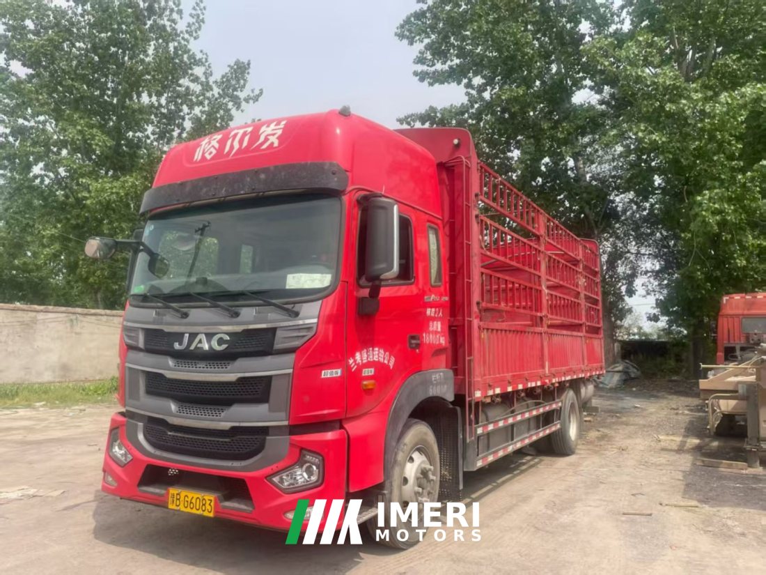 JAC Gallop Gelfa A5 290 hp 8X4 6.8 m - грузовик из Китая