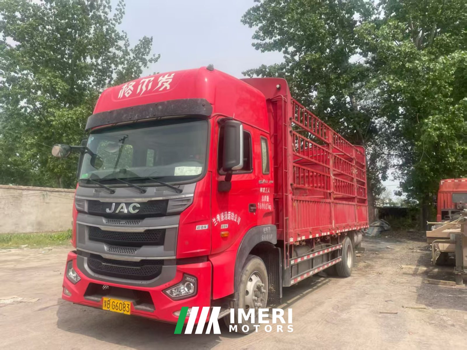 2023 JAC Gallop Gelfa A5 290 hp 8X4 6.8 m