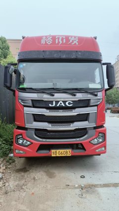 JAC Gallop Gelfa A5 290 hp 8X4 6.8 m - фото 2
