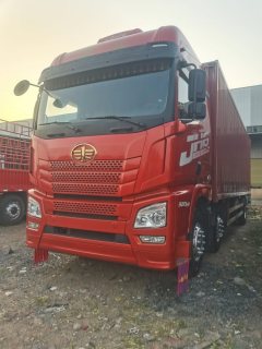 FAW Jiefang JH6 320 hp 6X2 9.5 m - фото 1