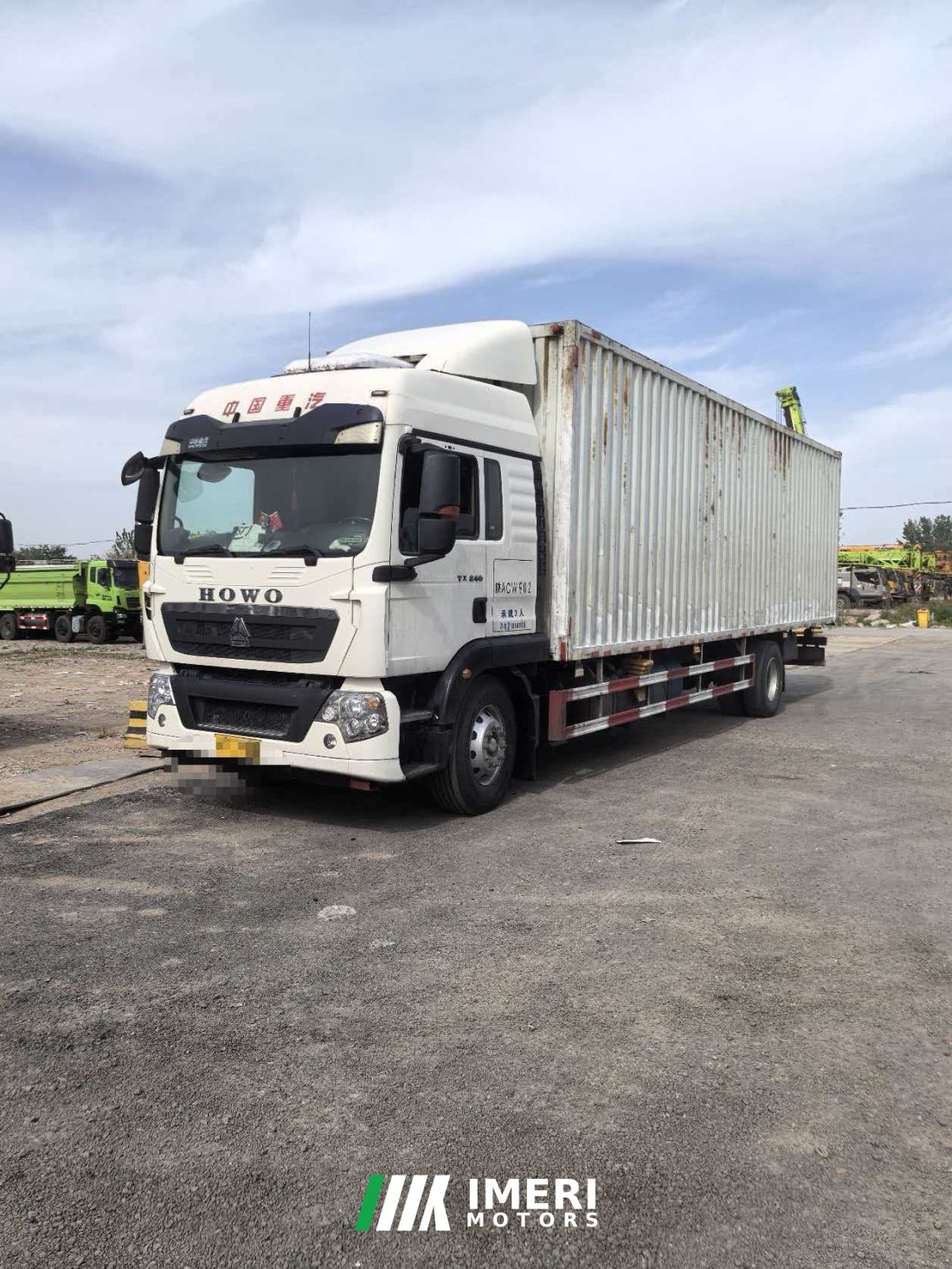 Sinotruk HOWO TX7 240 hp 4X2 9.92 m - грузовик из Китая