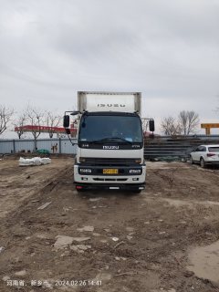Qingling Isuzu FTR 205 hp 4X2 9.6 m - фото 1