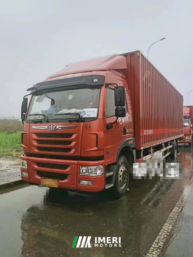 FAW Jiefang V 220 hp 4X2 9.65 m - грузовик из Китая