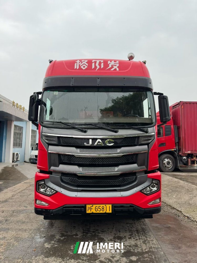 JAC Gallop Gelfa A5 245 hp 6X2 9.5 m - грузовик из Китая