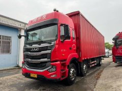 JAC Gallop Gelfa A5 245 hp 6X2 9.5 m - фото 2