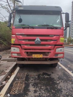 Sinotruk HOWO HOWO-7 440 hp 8X2 6.8 m - фото 1