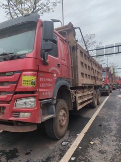 Sinotruk HOWO HOWO-7 440 hp 8X2 6.8 m - фото 3