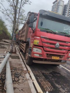 Sinotruk HOWO HOWO-7 440 hp 8X2 6.8 m - фото 2