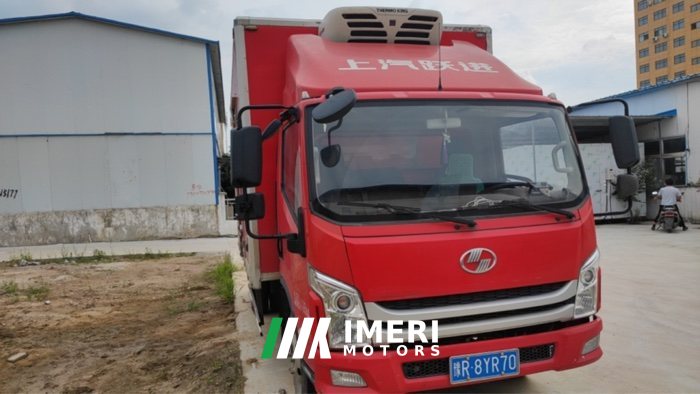 SAIC Yuejin Surpasses the C-Class 152 hp 4X2 4.2 m - грузовик из Китая