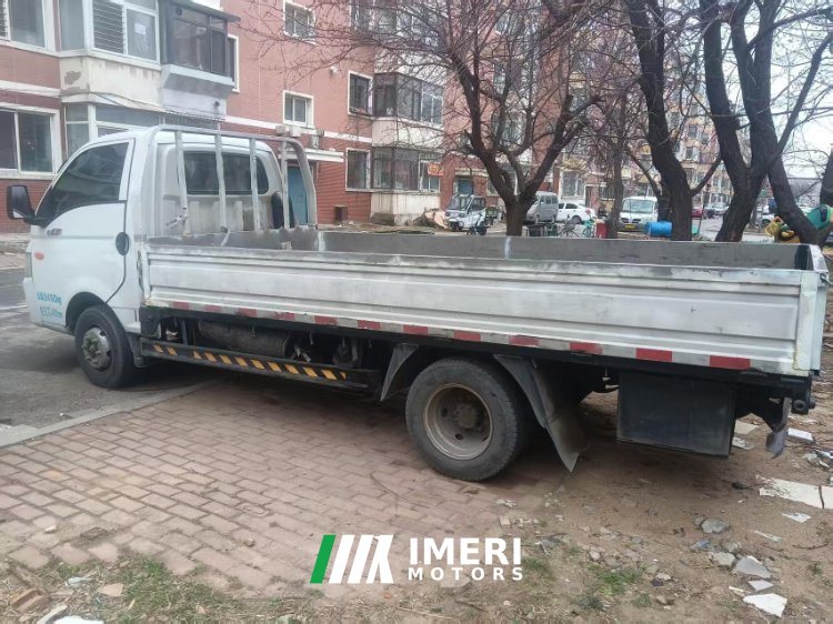 Dongfeng W17 102 hp 4X2 3.95 m - грузовик из Китая