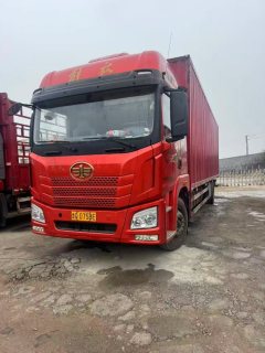 FAW Jiefang JH6 300 hp 4X2 9.7 m - фото 2