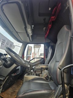 FAW Jiefang J6L 260 hp 6X2 6.8 m - фото 4