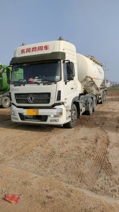 Dongfeng Tianlong 420 hp 6X4 - фото 1