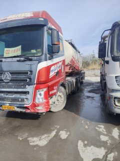 SANY 460 hp 6X4 - фото 3